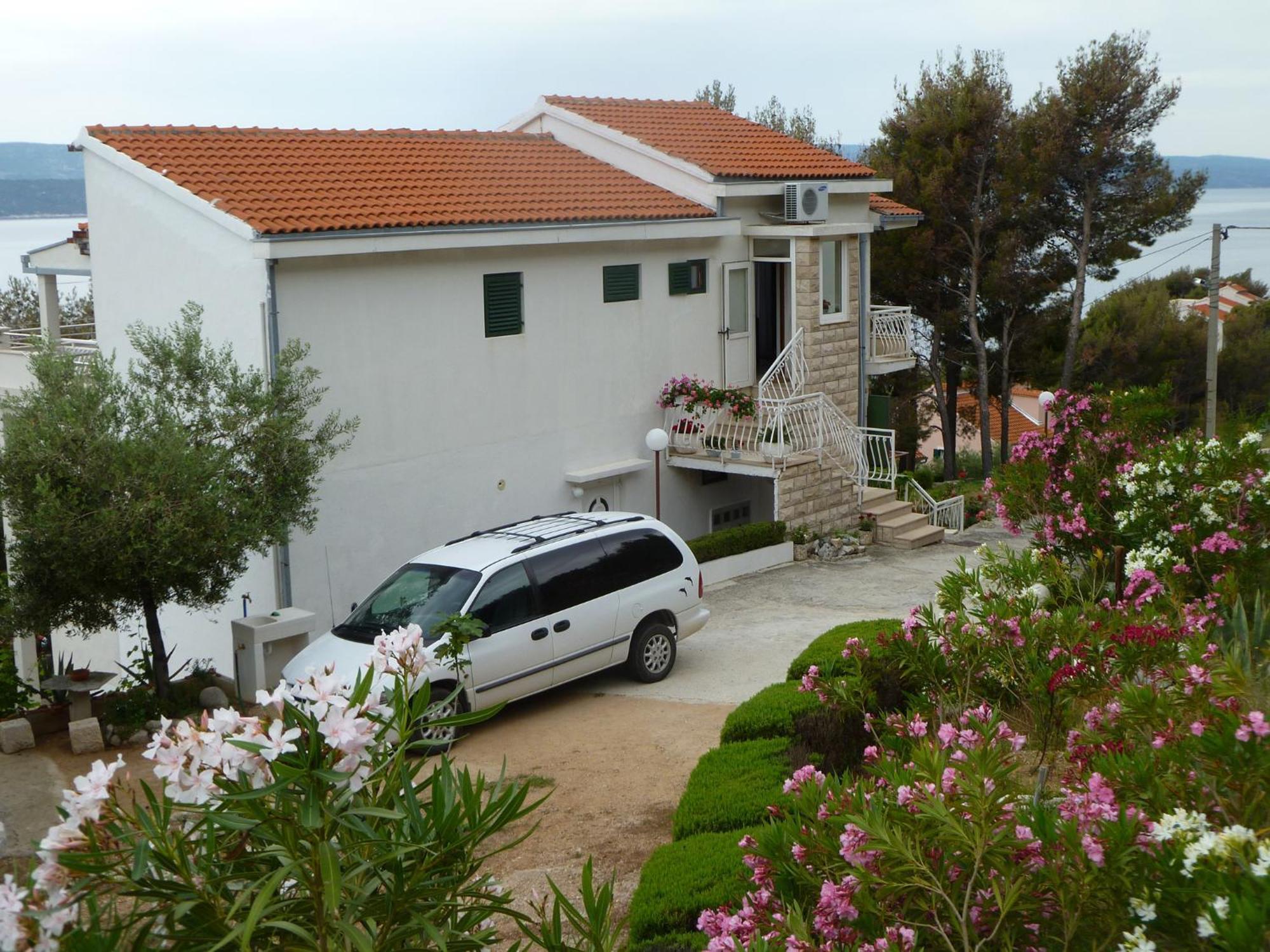 Apartments Tom Мимице Екстериор снимка