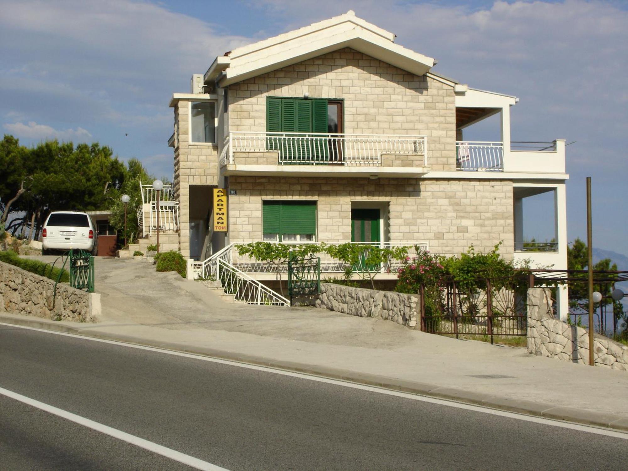 Apartments Tom Мимице Екстериор снимка
